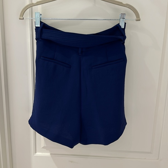 1 State blue shorts with sash tie - Picture 2 of 4